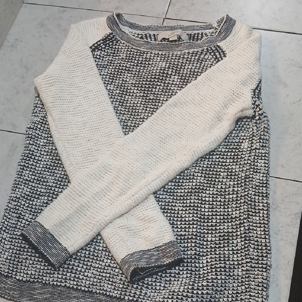 LOFT Ann TaylorMonochrome Knit Top